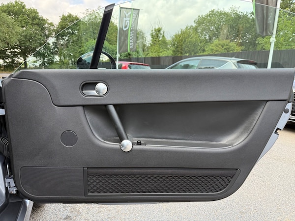 Used Audi TT 2006 for sale - 75712216: Photo 24
