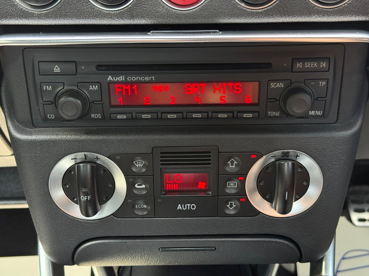 Vehicle 28