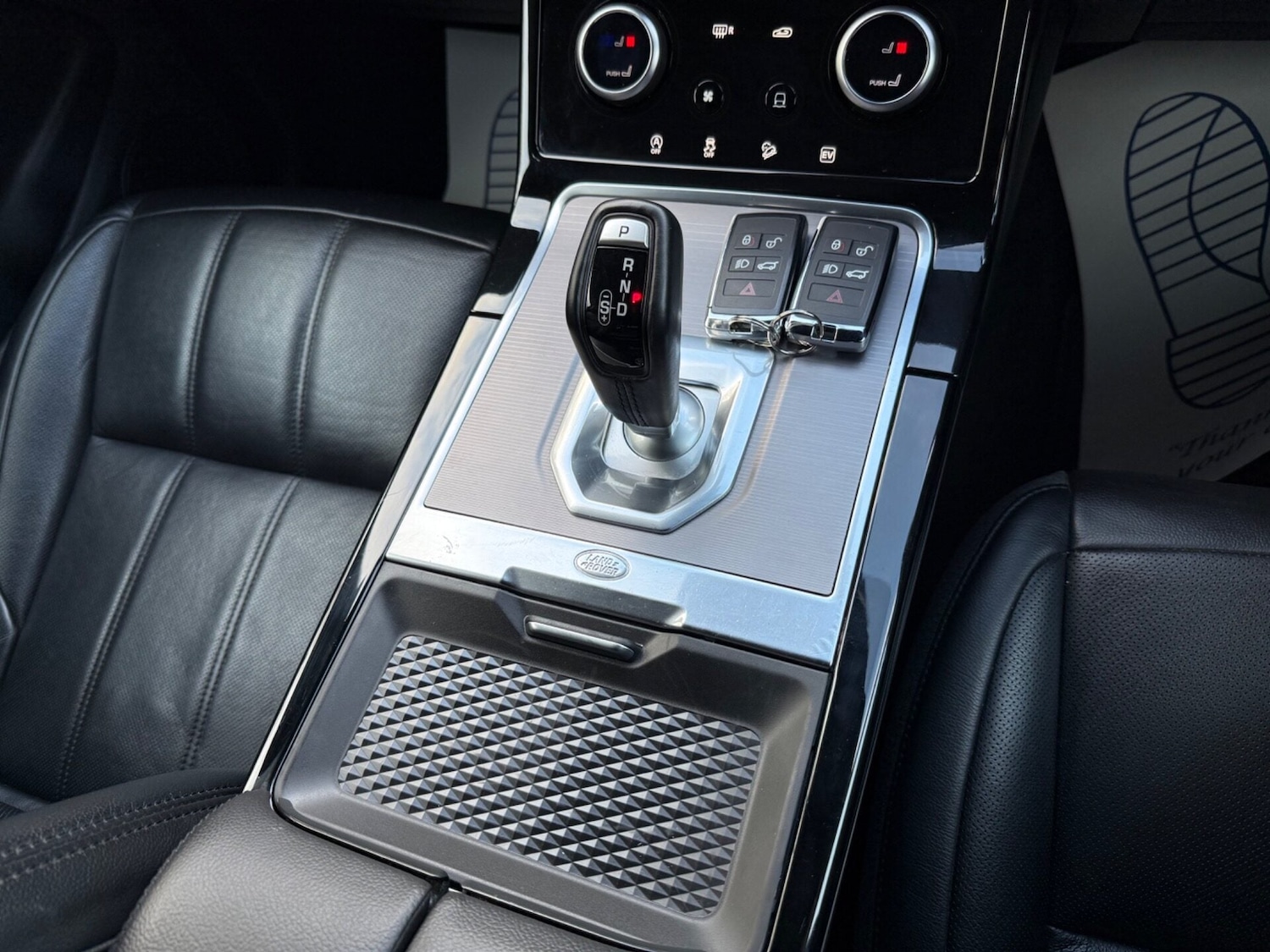 Used Land Rover Range Rover Evoque 2020 for sale - 76877489: Photo 11