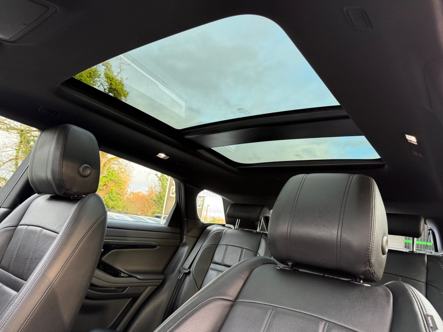 Used Land Rover Range Rover Evoque 2020 for sale - 76877489: Photo 3