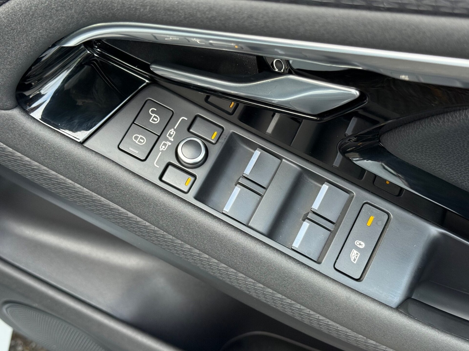 Used Land Rover Range Rover Evoque 2020 for sale - 76877489: Photo 38