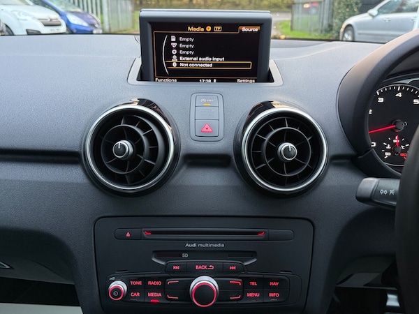 Used Audi A1 2011 for sale - 76331166: Photo 25