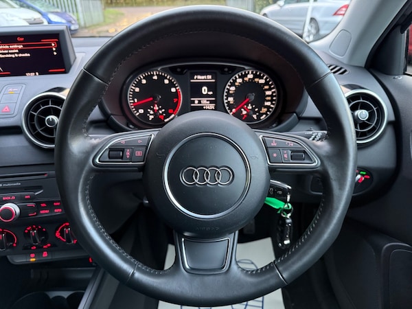 Used Audi A1 2011 for sale - 76331166: Photo 4