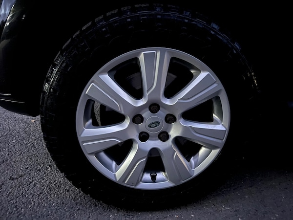 Used Land Rover Discovery 2013 for sale - 76218961: Photo 25