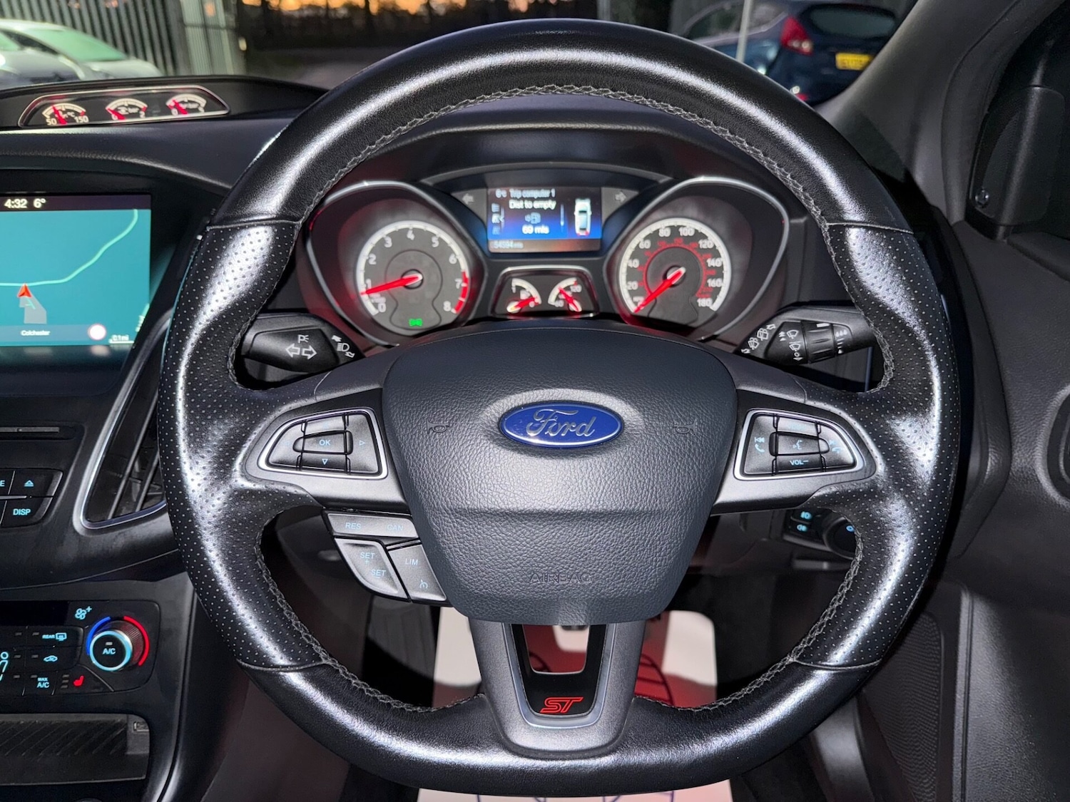 Used Ford Focus 2018 for sale - 76588319: Photo 10