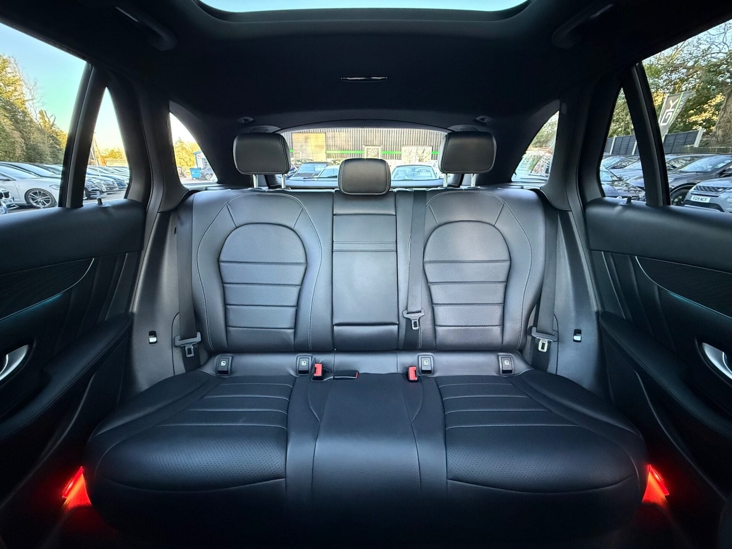 Used Mercedes-Benz GLC 2018 for sale - 77945534: Photo 17