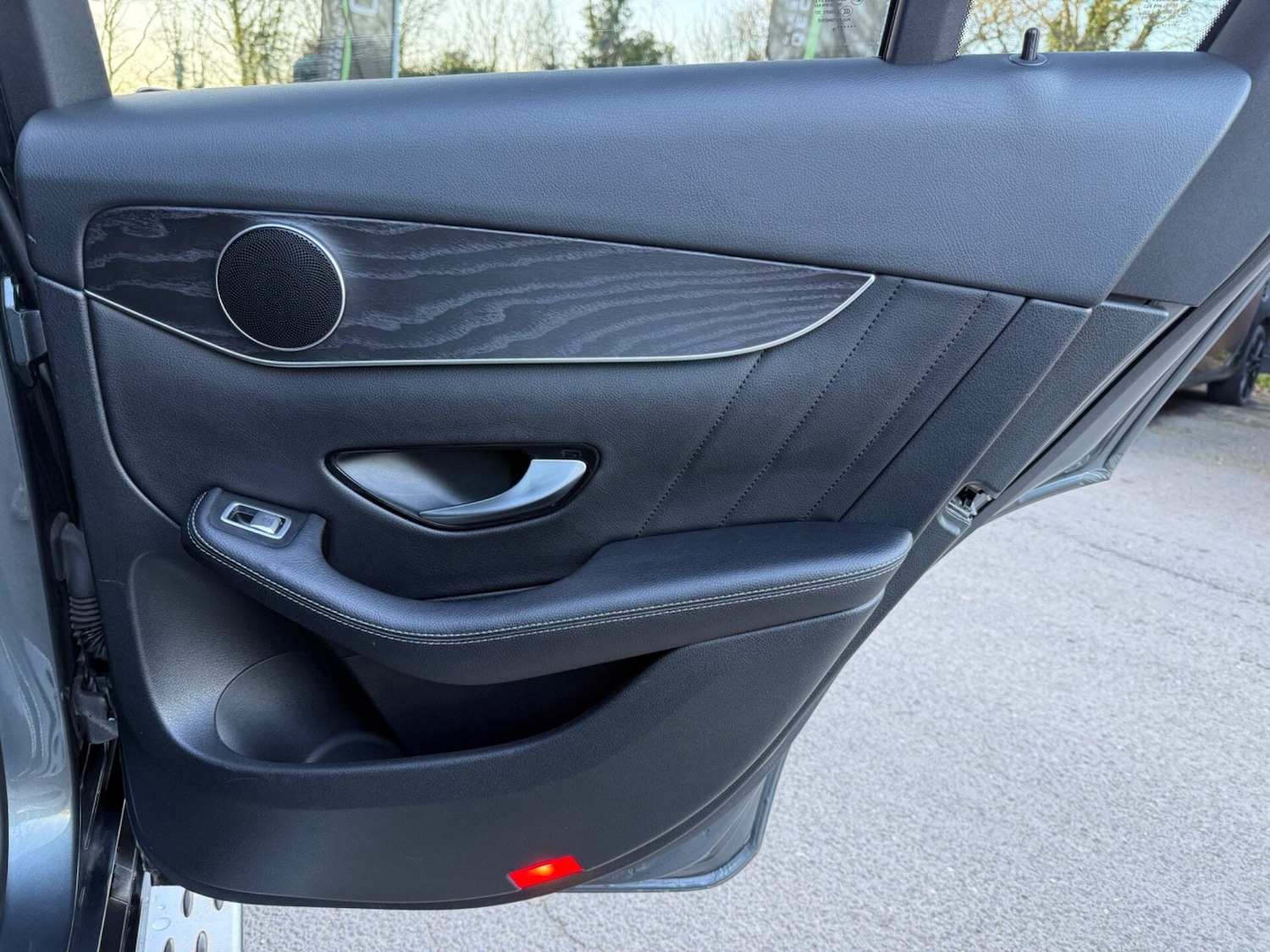 Used Mercedes-Benz GLC 2018 for sale - 77945534: Photo 35