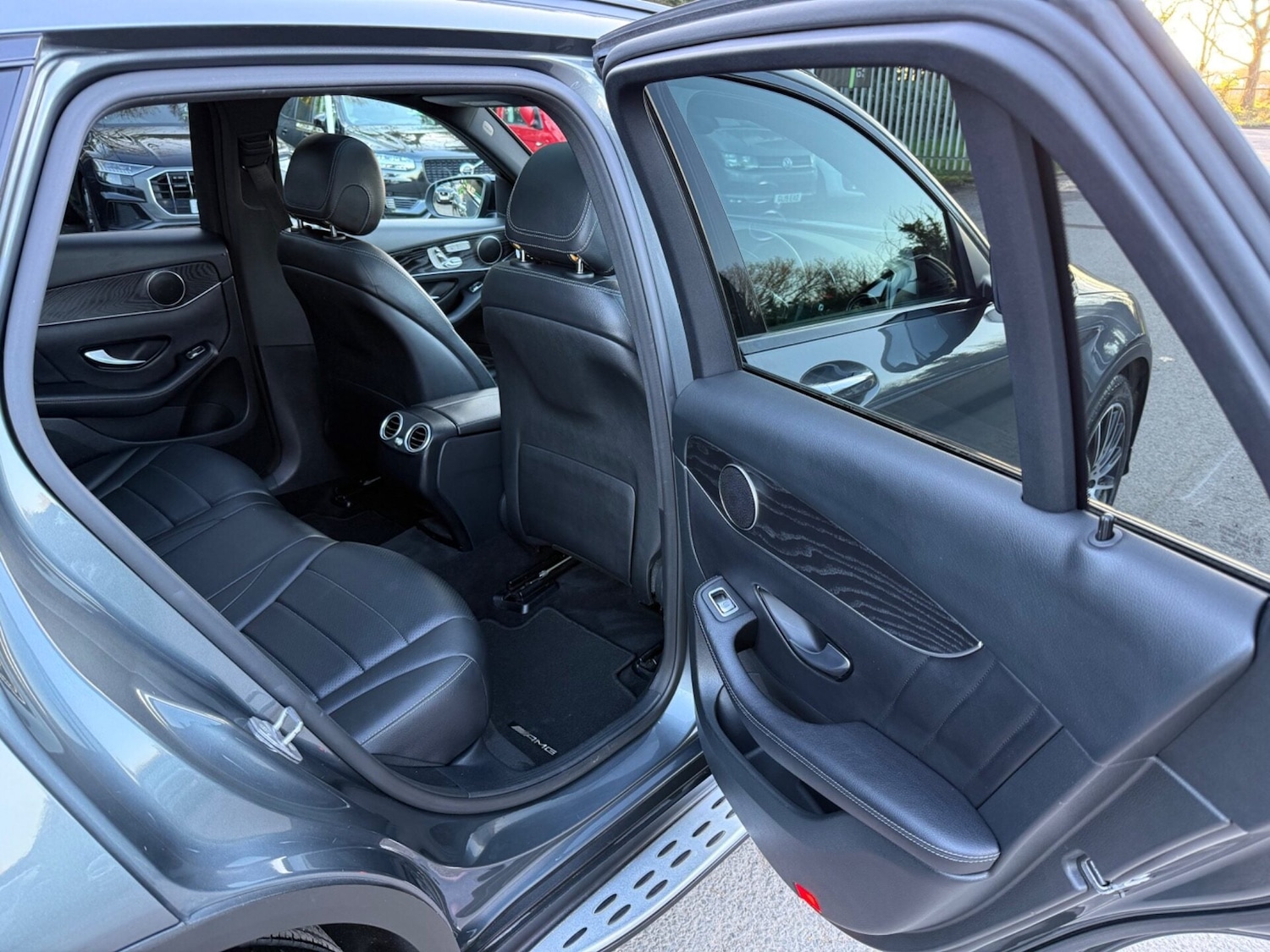 Used Mercedes-Benz GLC 2018 for sale - 77945534: Photo 36