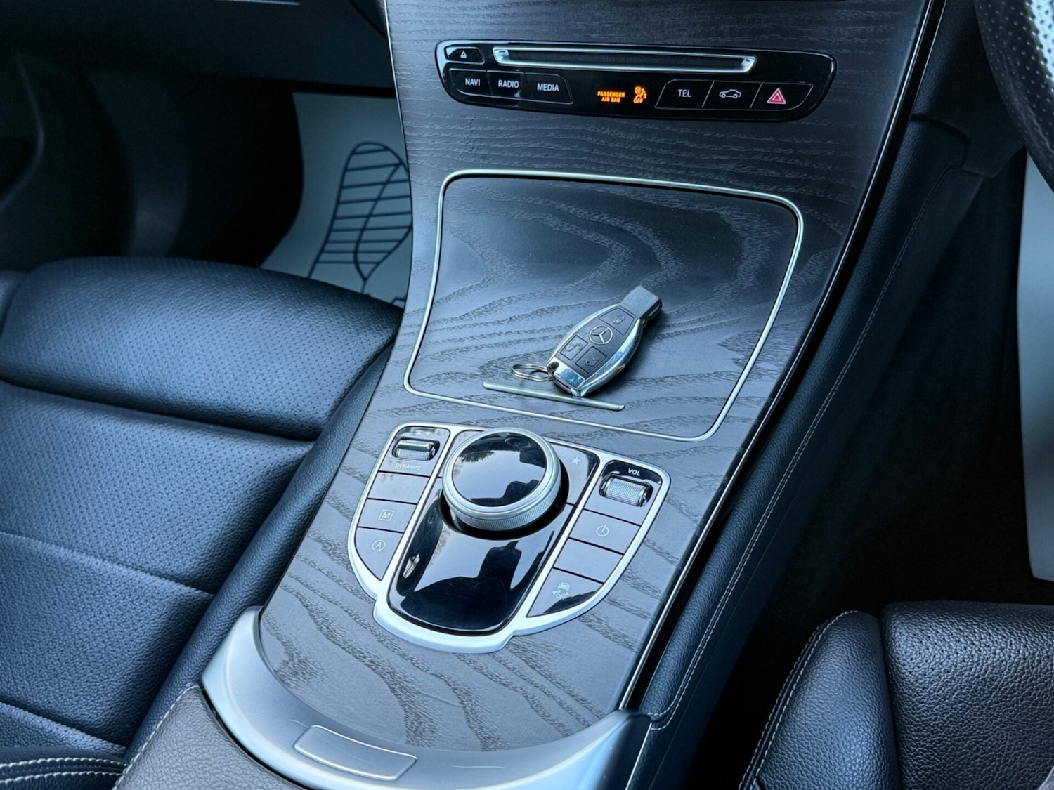 Used Mercedes-Benz GLC 2018 for sale - 77945534: Photo 4