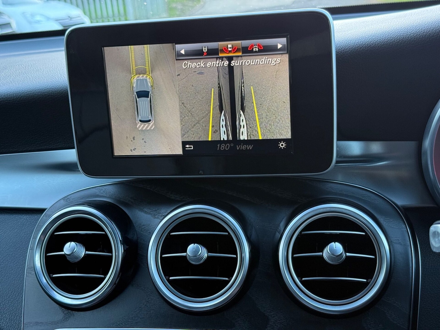 Used Mercedes-Benz GLC 2018 for sale - 77945534: Photo 44