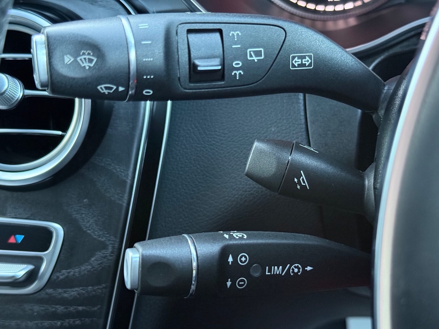 Used Mercedes-Benz GLC 2018 for sale - 77945534: Photo 49