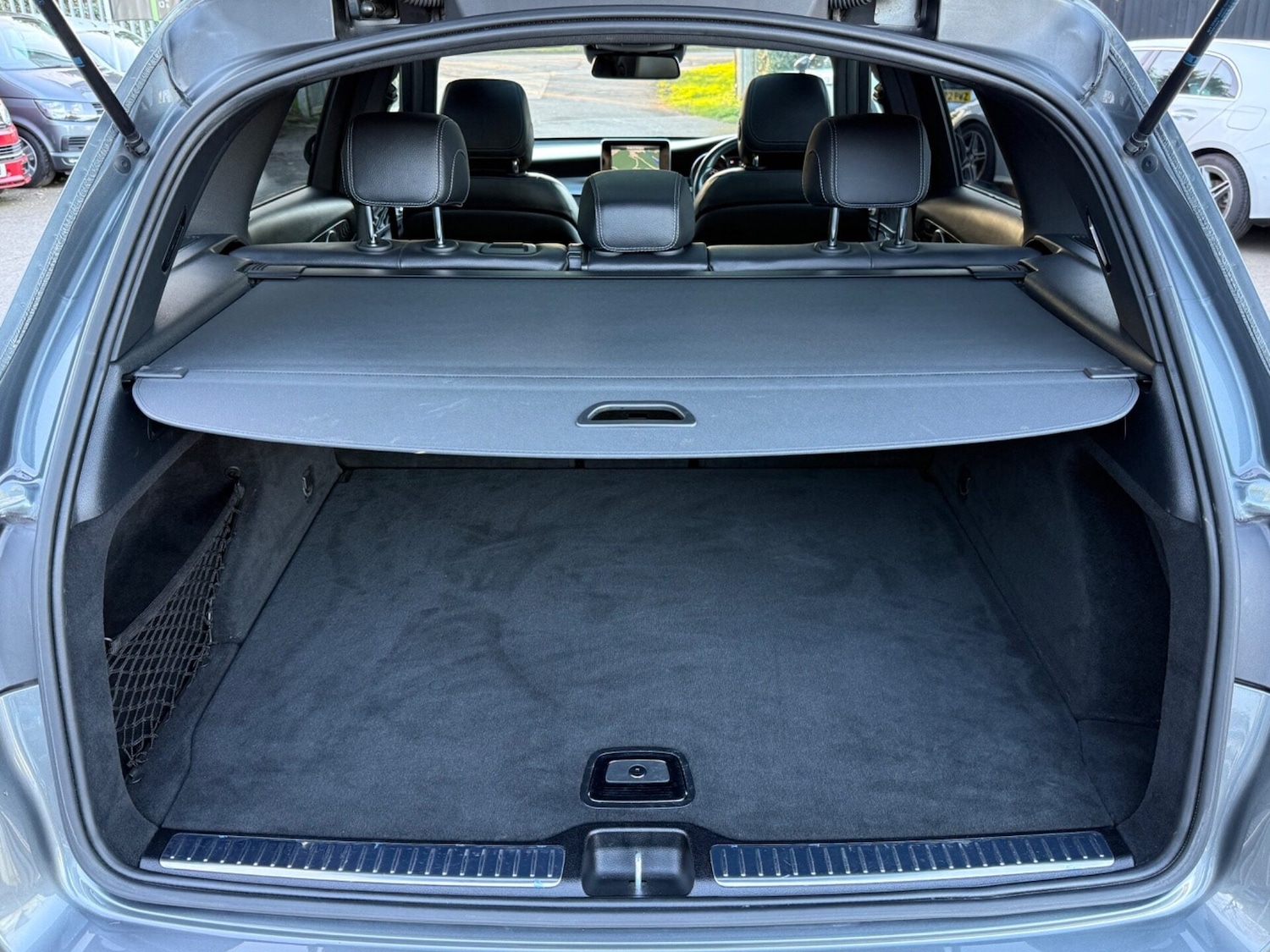 Used Mercedes-Benz GLC 2018 for sale - 77945534: Photo 56