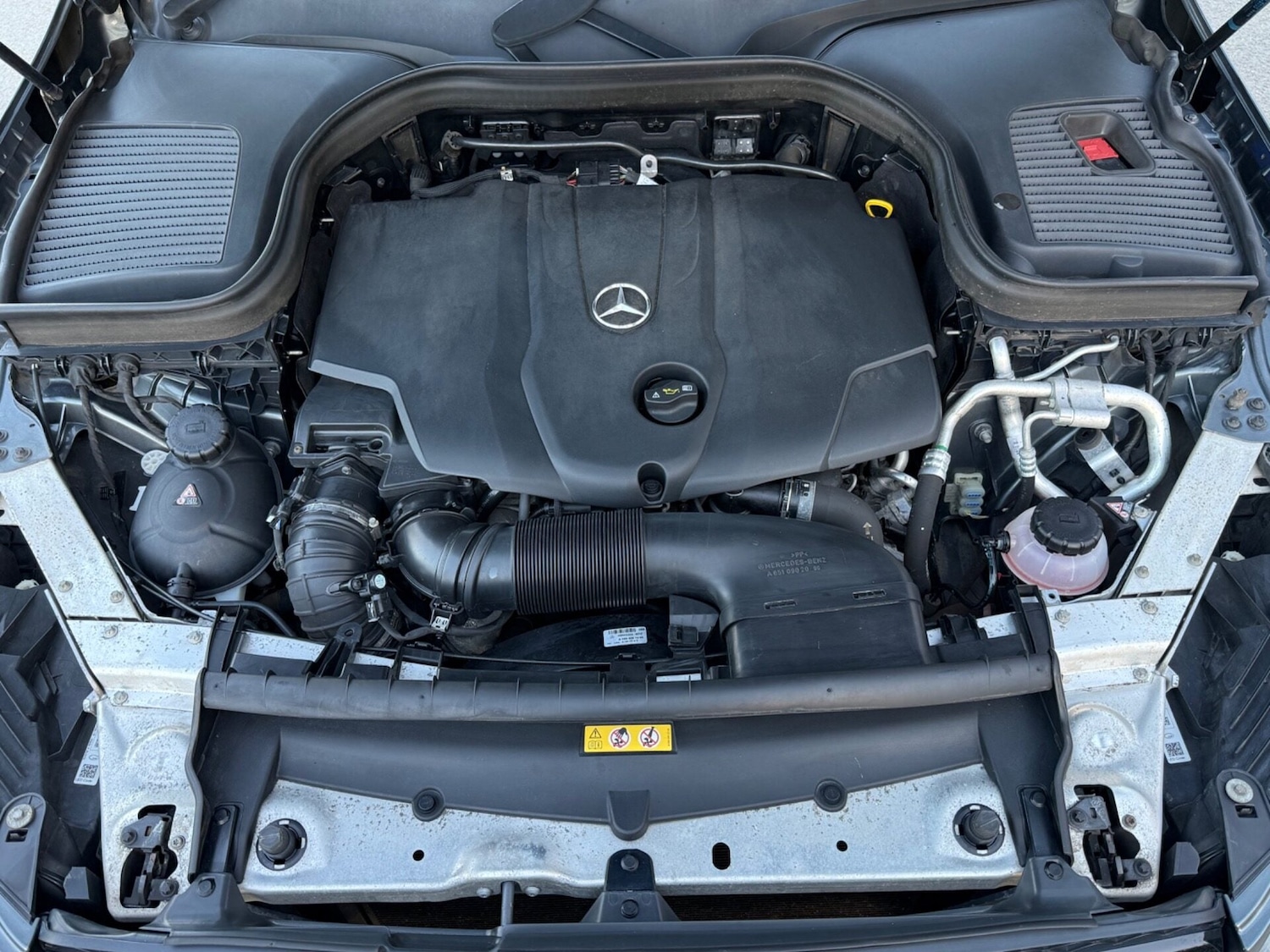 Used Mercedes-Benz GLC 2018 for sale - 77945534: Photo 64