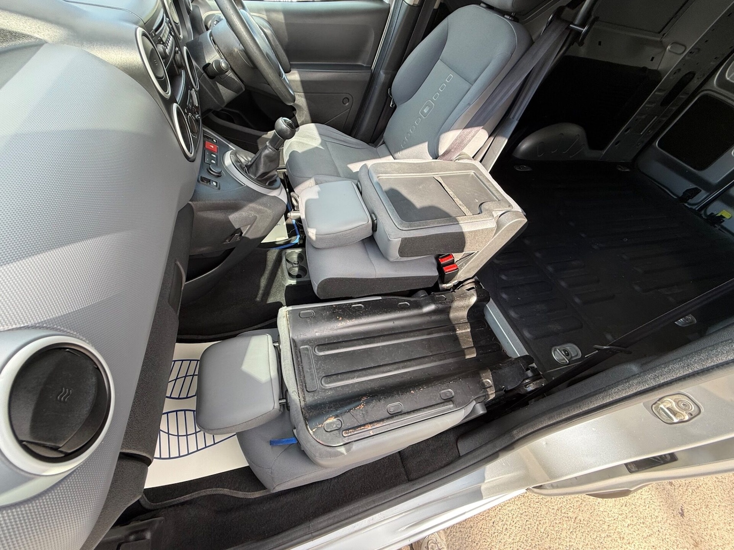 Used Citroen Berlingo 2015 for sale - 78134858: Photo 33