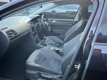 Used Volkswagen Golf 2016 for sale - 79672894: Photo