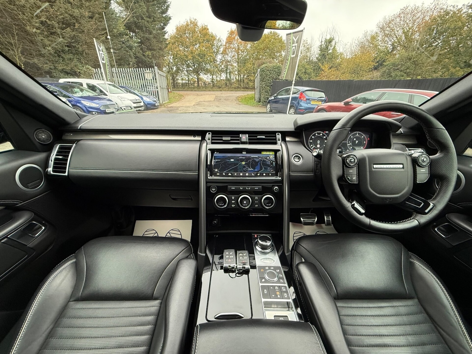 Used Land Rover Discovery 2018 for sale - 76517650: Photo 13