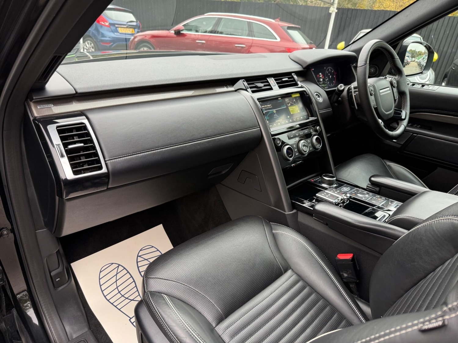 Used Land Rover Discovery 2018 for sale - 76517650: Photo 26