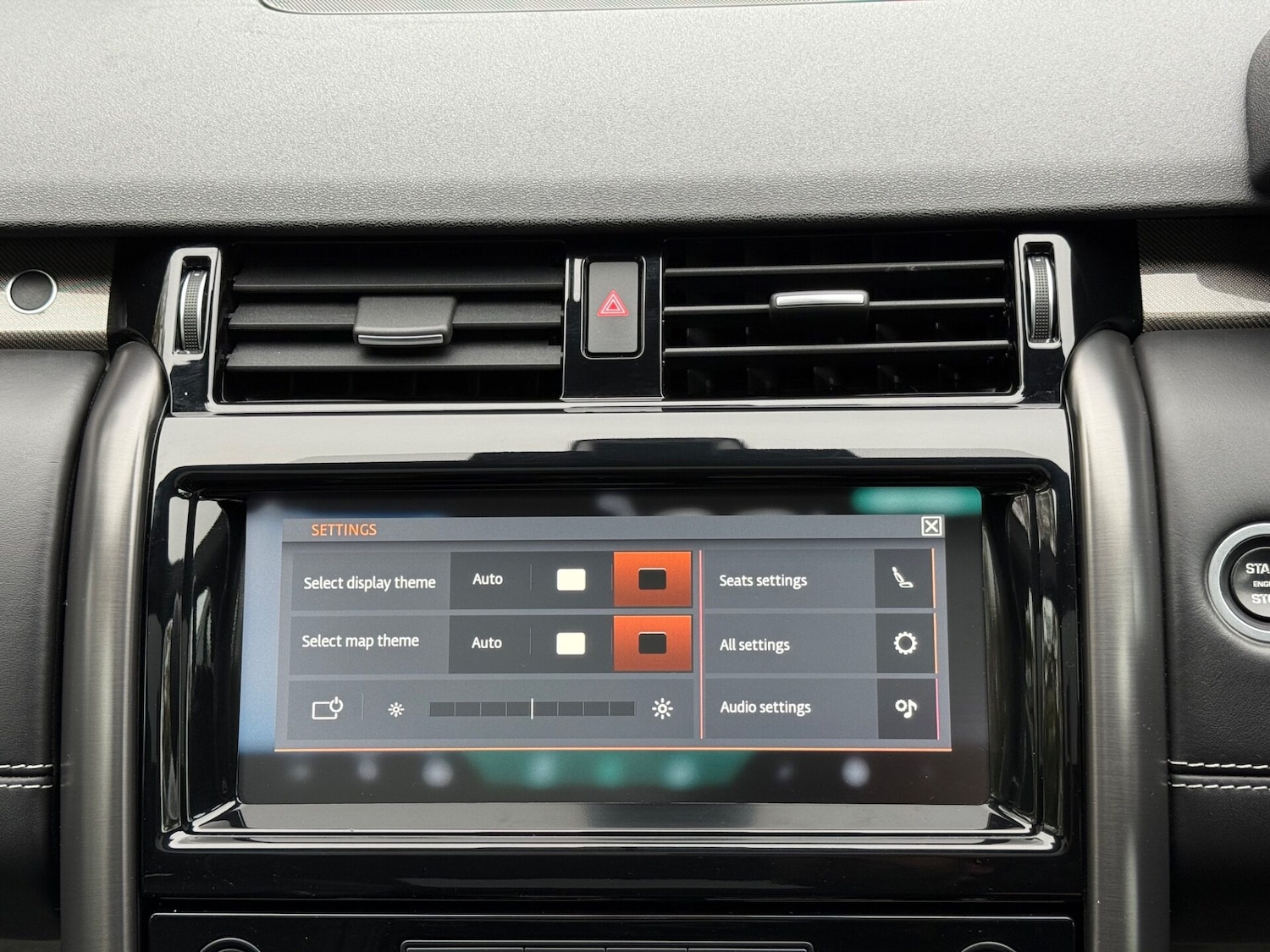 Used Land Rover Discovery 2018 for sale - 76517650: Photo 48