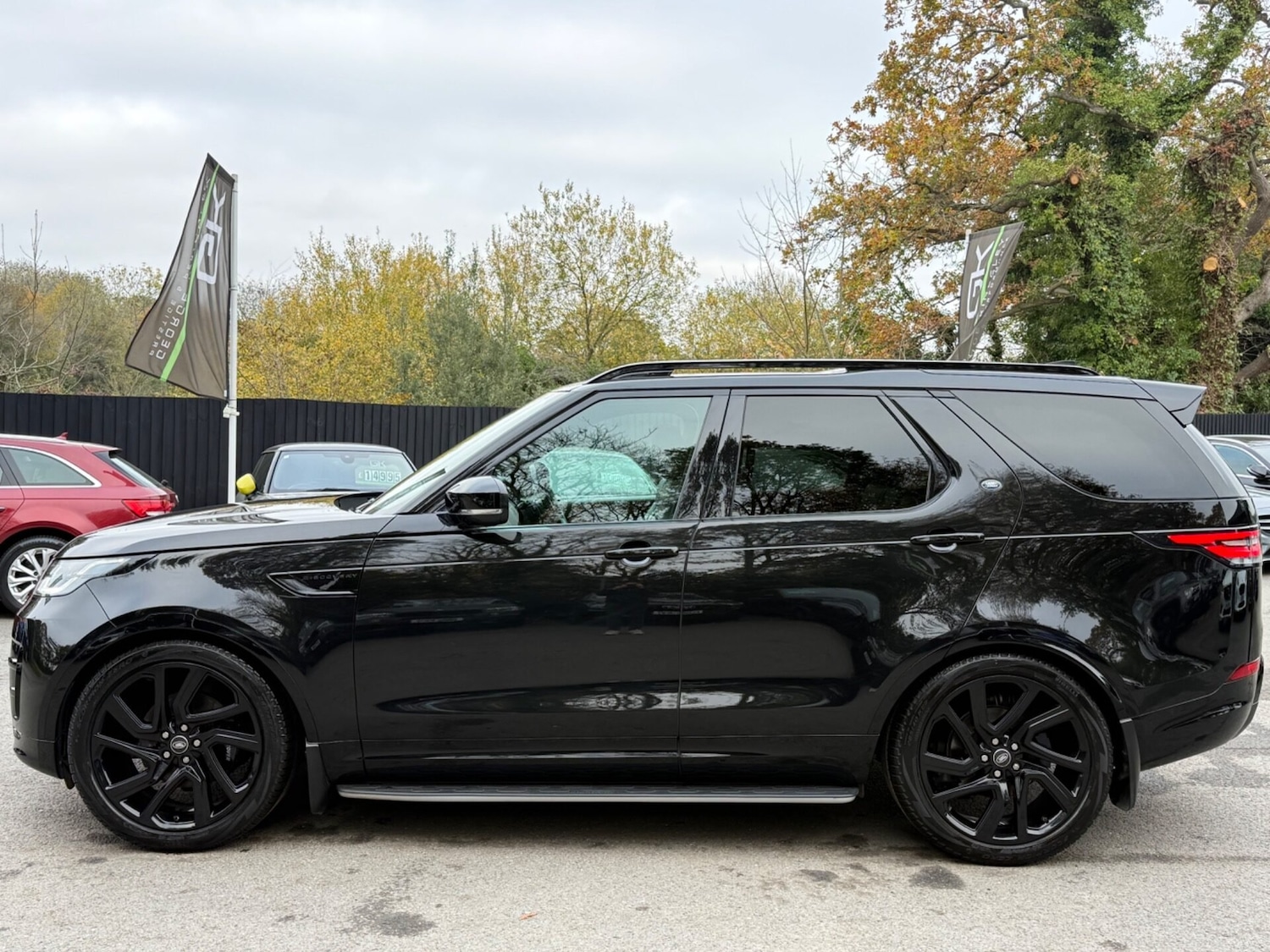 Used Land Rover Discovery 2018 for sale - 76517650: Photo 9