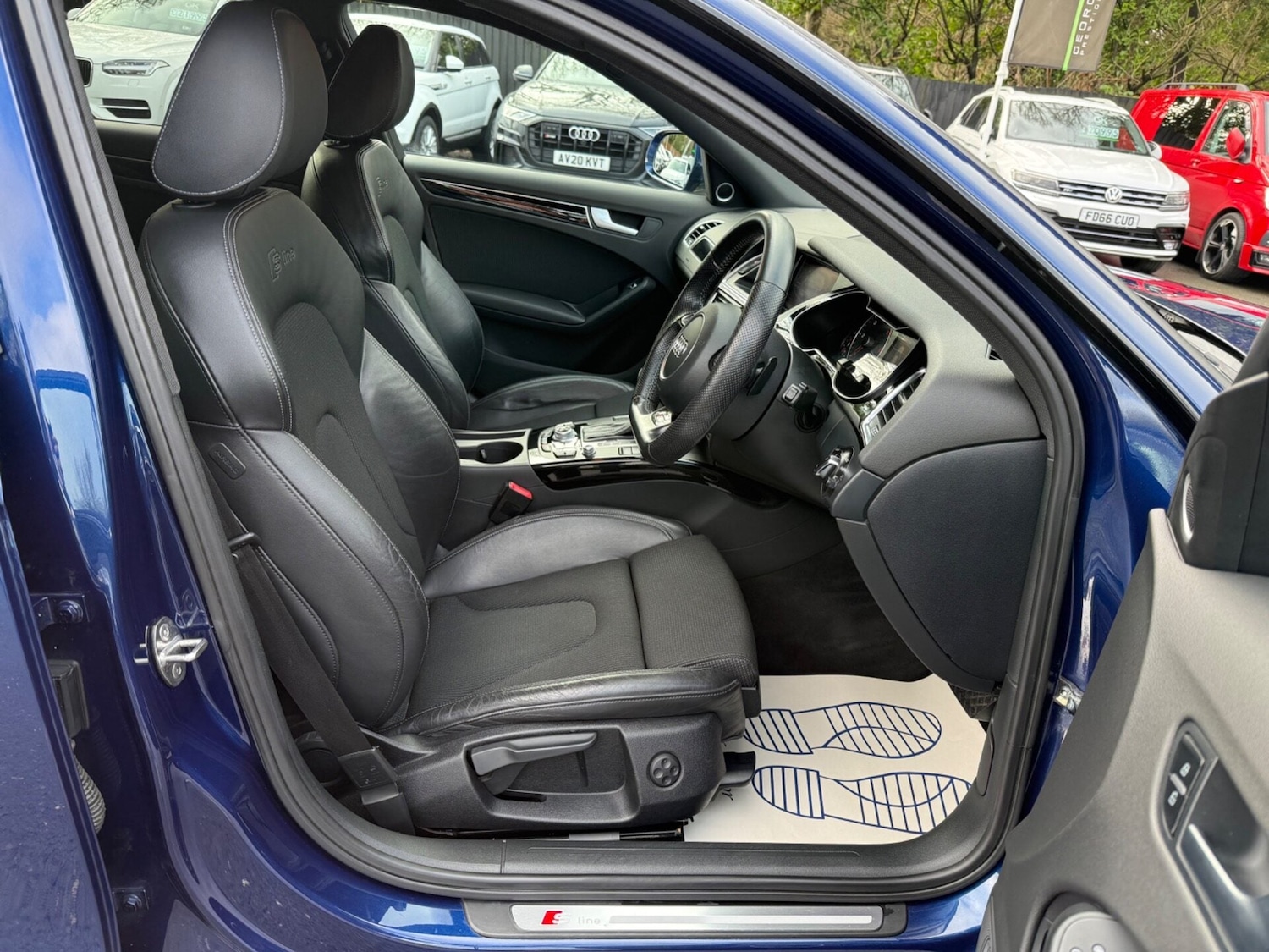 Used Audi A4 2014 for sale - 77445868: Photo 16