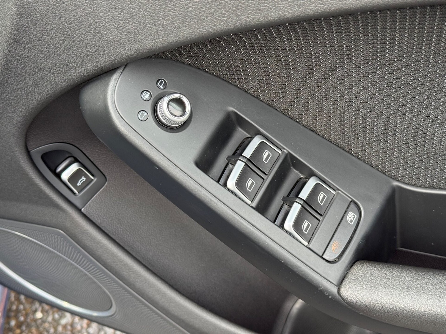 Used Audi A4 2014 for sale - 77445868: Photo 34