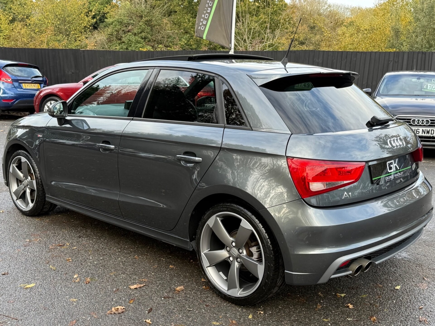 Used Audi A1 2014 for sale - 76476859: Photo 2