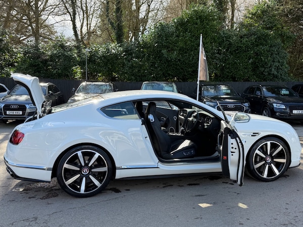 Used Bentley Continental 2018 for sale - 75422826: Photo 16