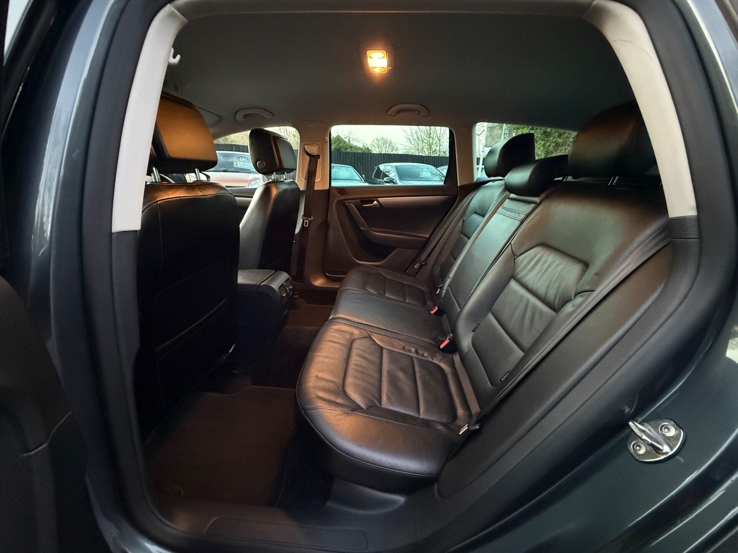 Used Volkswagen Passat 2014 for sale - 77945547: Photo 25