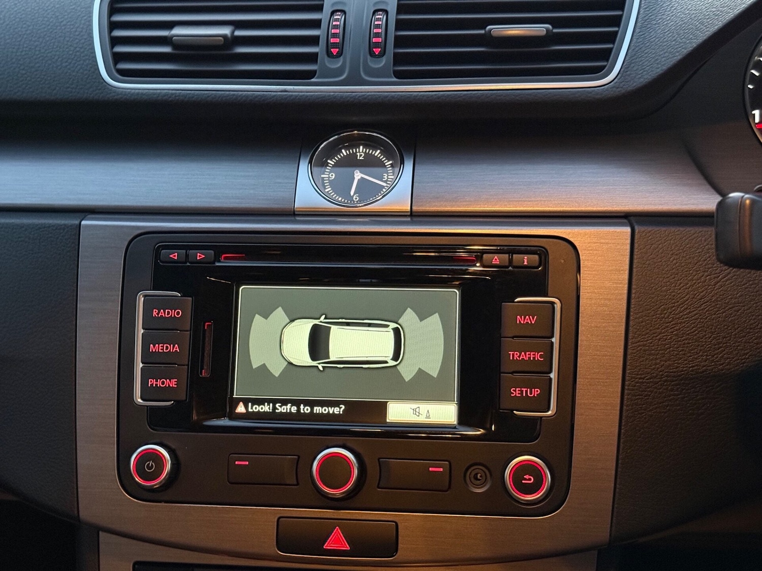 Used Volkswagen Passat 2014 for sale - 77945547: Photo 39