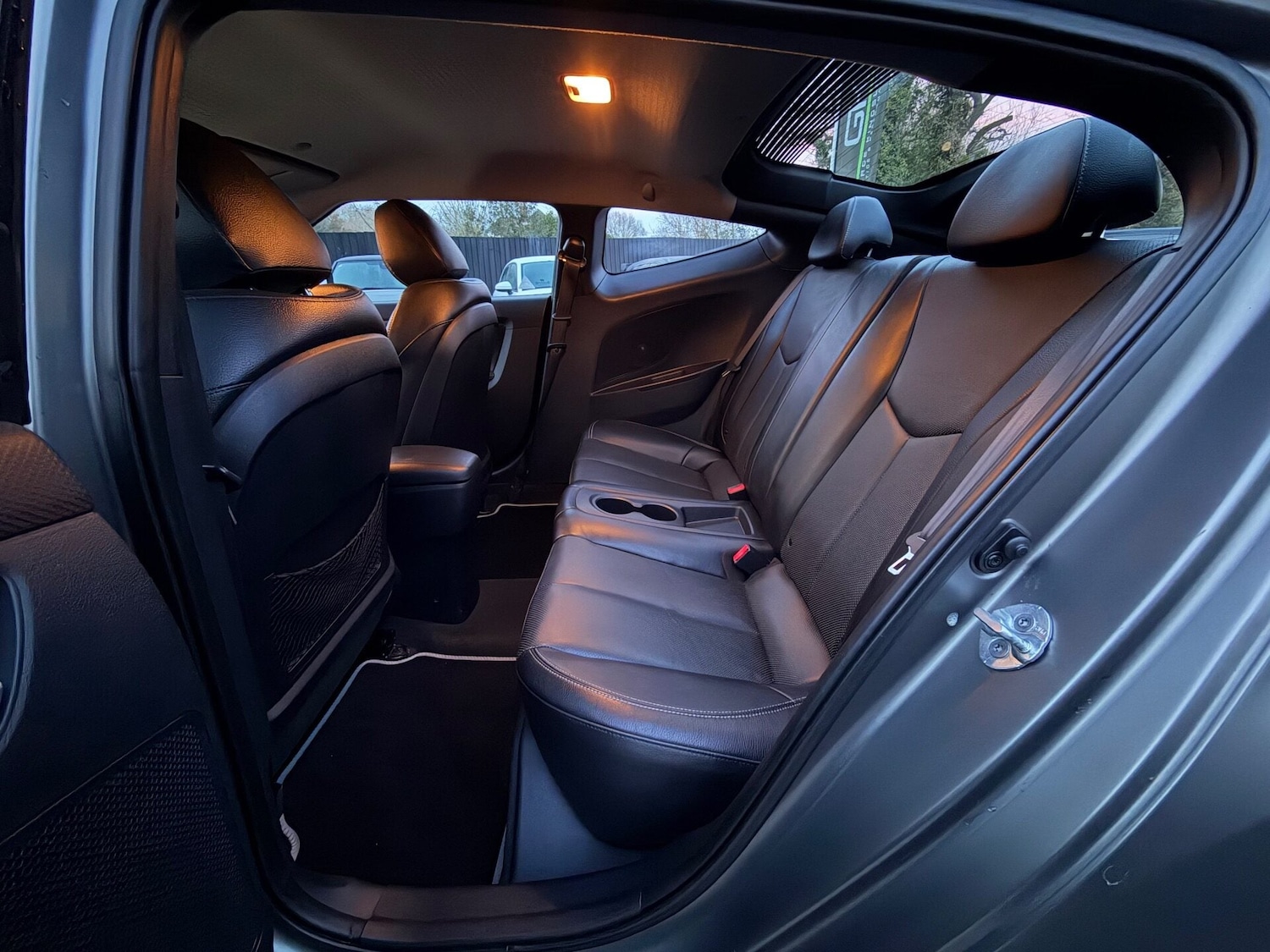 Used Hyundai Veloster 2012 for sale - 77046418: Photo 17