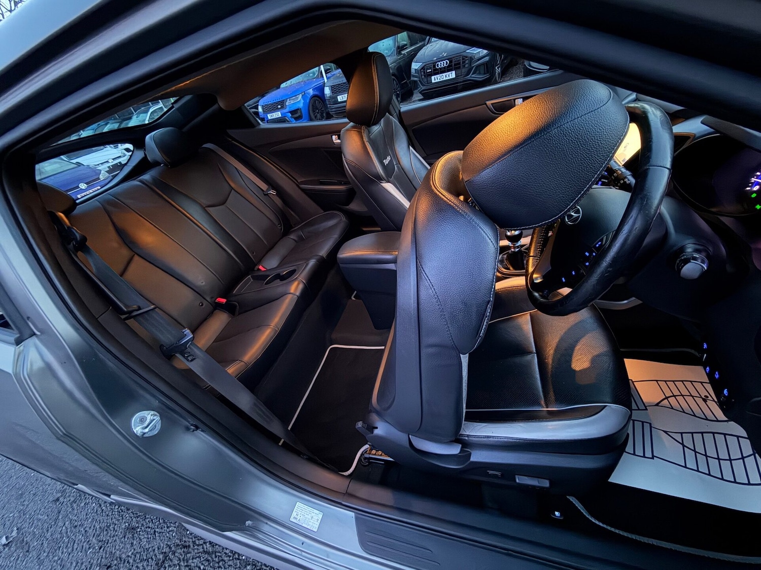 Used Hyundai Veloster 2012 for sale - 77046418: Photo 26