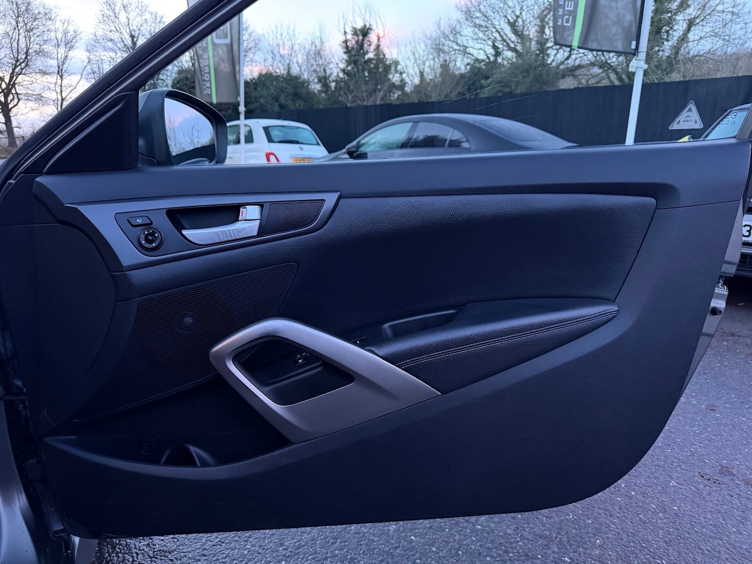 Used Hyundai Veloster 2012 for sale - 77046418: Photo 31