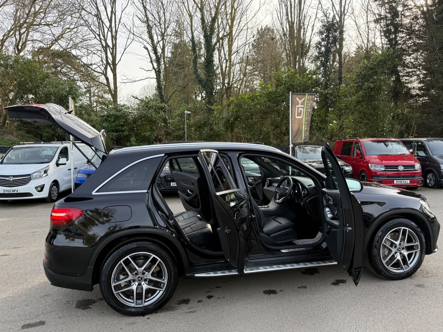 Used Mercedes-Benz GLC 2018 for sale - 77974701: Photo 17