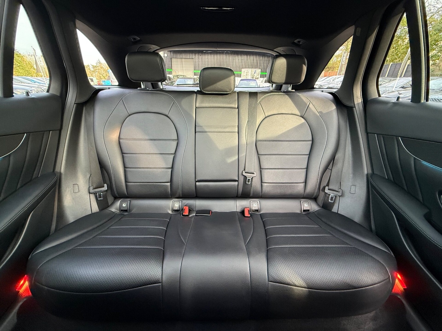 Used Mercedes-Benz GLC 2018 for sale - 77974701: Photo 26