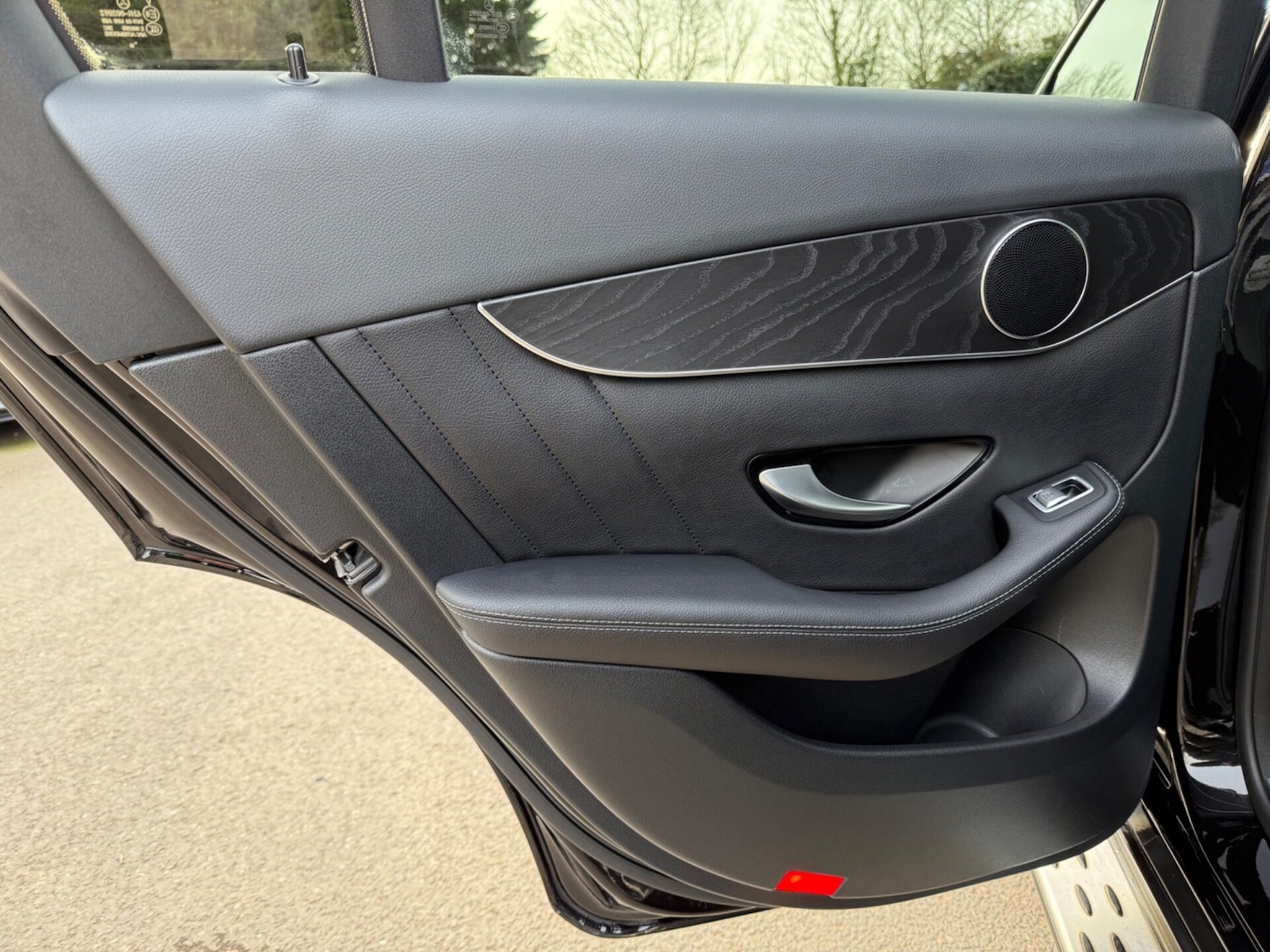 Used Mercedes-Benz GLC 2018 for sale - 77974701: Photo 28