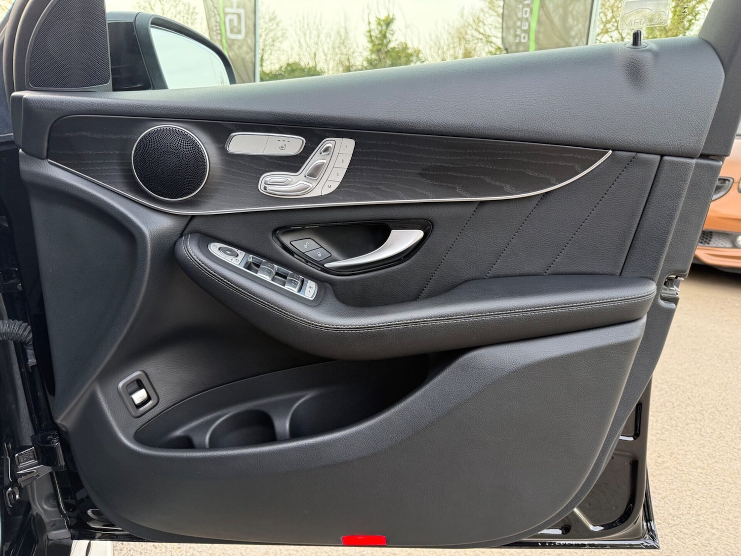 Used Mercedes-Benz GLC 2018 for sale - 77974701: Photo 37