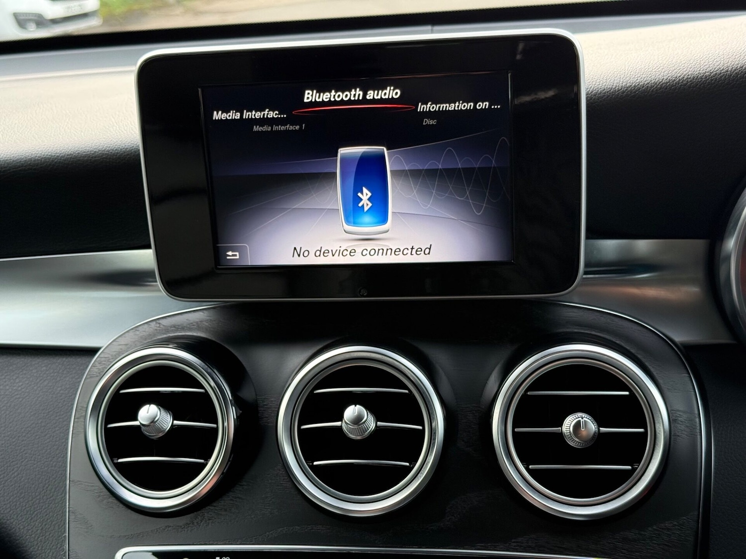 Used Mercedes-Benz GLC 2018 for sale - 77974701: Photo 43