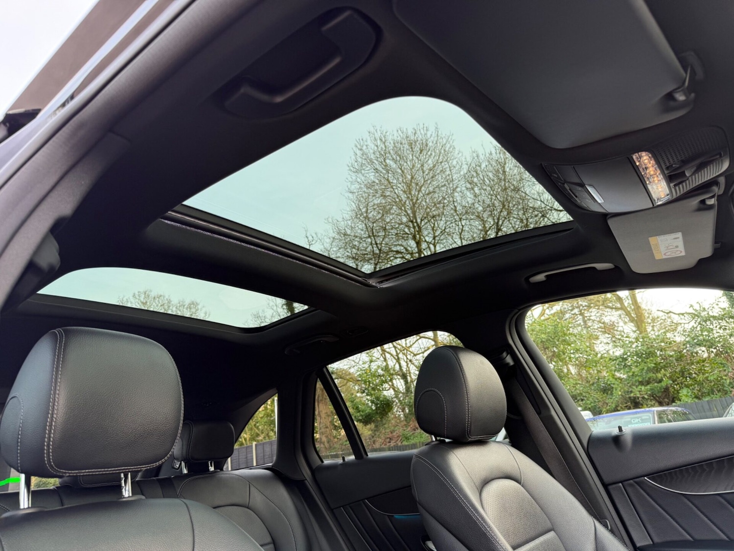 Used Mercedes-Benz GLC 2018 for sale - 77974701: Photo 51