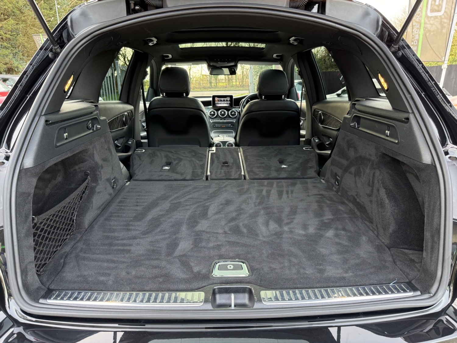 Used Mercedes-Benz GLC 2018 for sale - 77974701: Photo 53