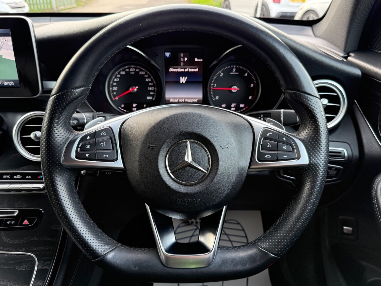 Used Mercedes-Benz GLC 2018 for sale - 77974701: Photo 9