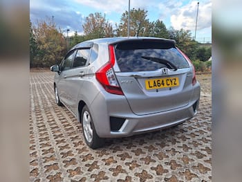 Used Honda Jazz 2014 for sale - 79565414: Photo