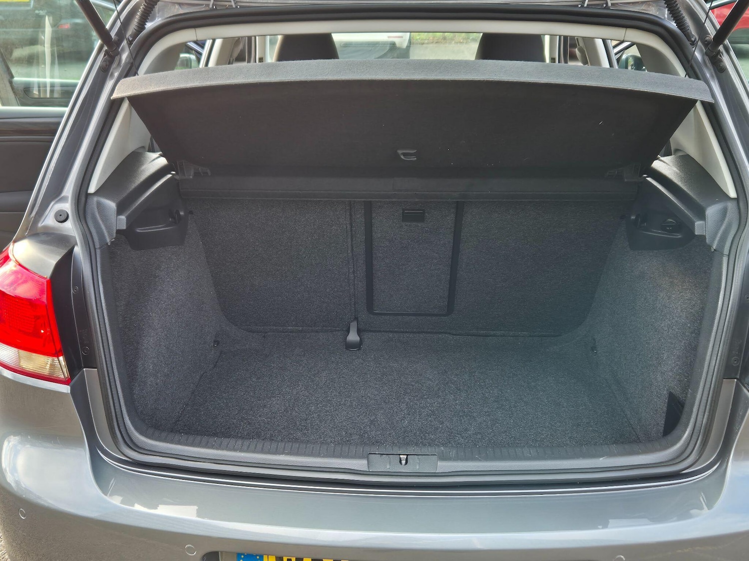 Used Volkswagen Golf 2012 for sale - 77057536: Photo 30