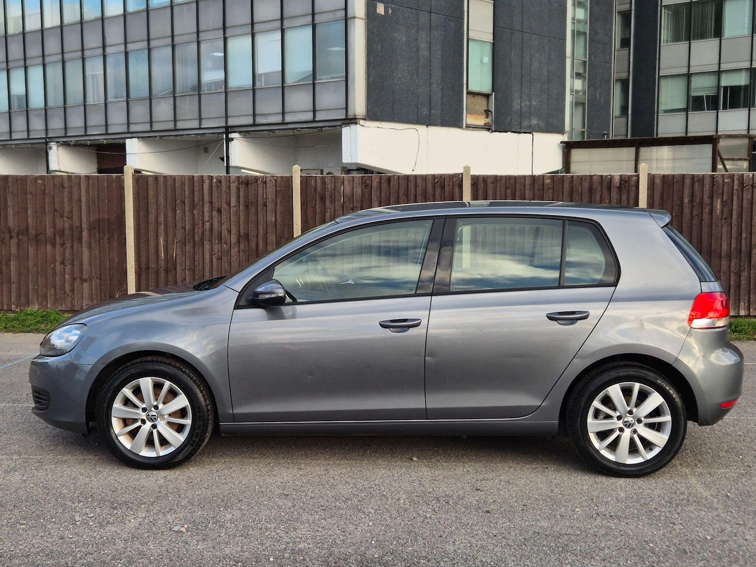 Used Volkswagen Golf 2012 for sale - 77057536: Photo 4