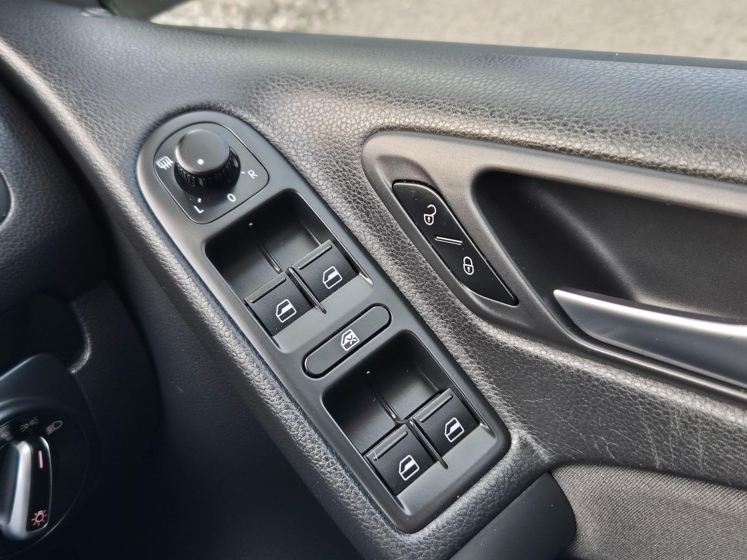 Used Volkswagen Golf 2012 for sale - 77057536: Photo 41