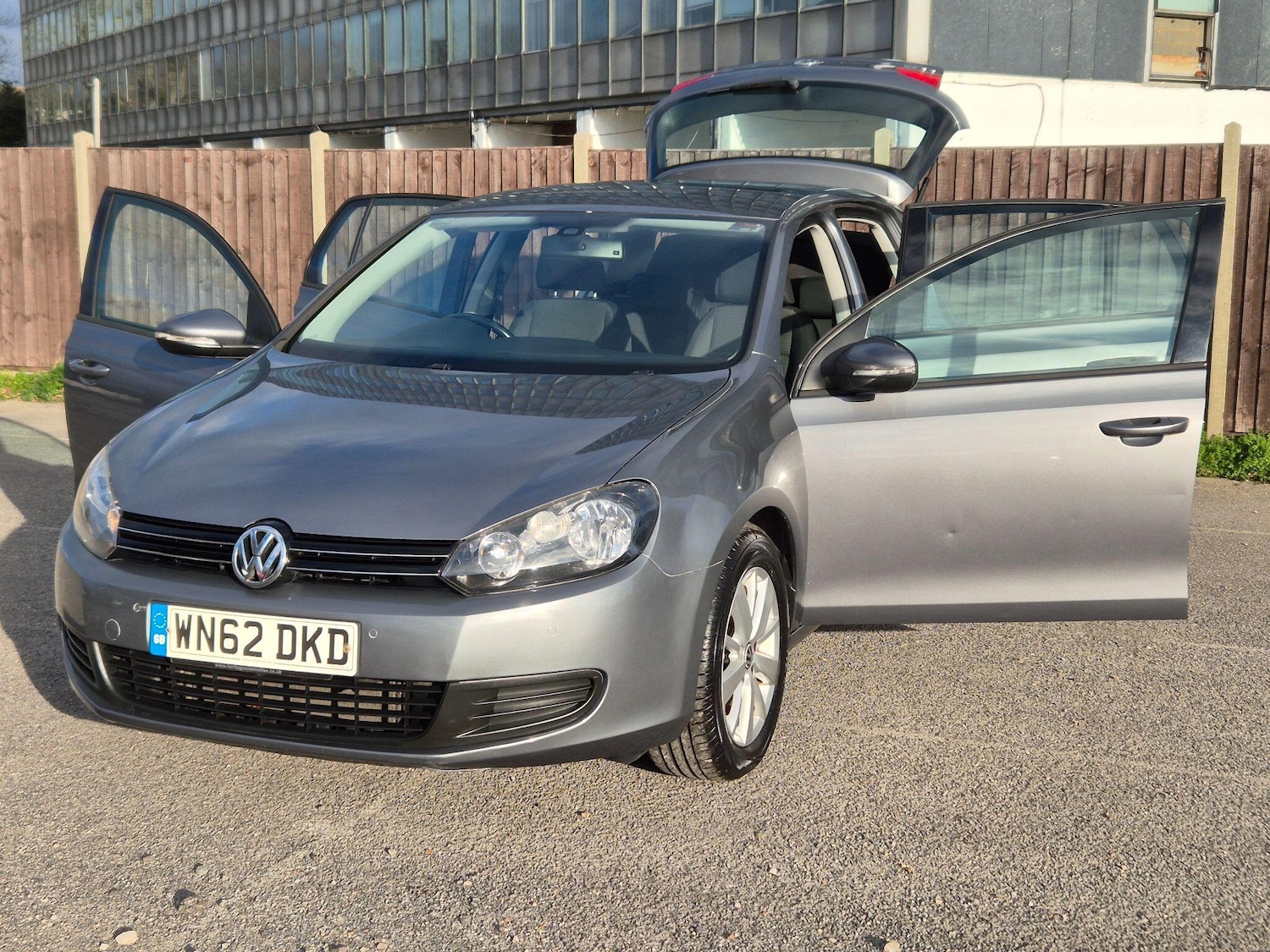 Used Volkswagen Golf 2012 for sale - 77057536: Photo 5