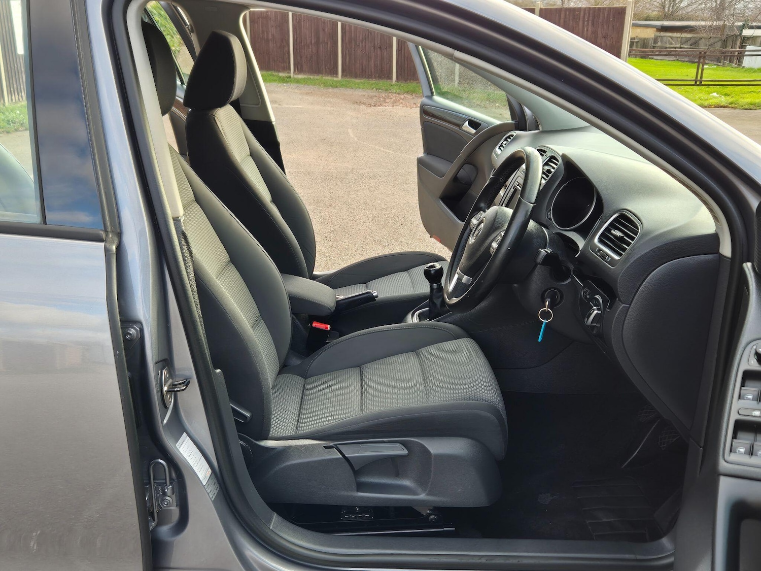 Used Volkswagen Golf 2012 for sale - 77057536: Photo 9