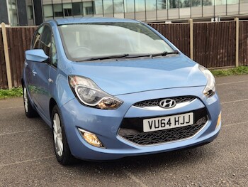 (64) - 1.6 Active Auto Euro 5 5dr