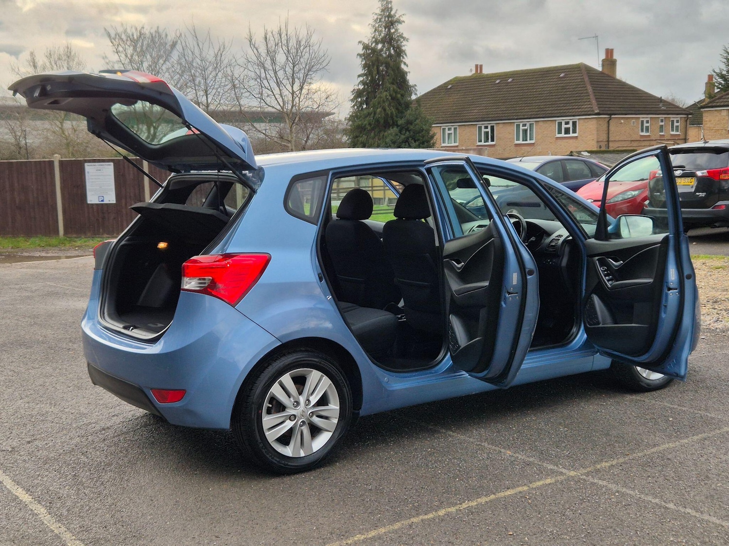 Used Hyundai Ix20 for sale - 77238290: Photo 6