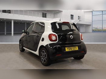 Used smart forfour 2016 for sale - 76408700: Photo