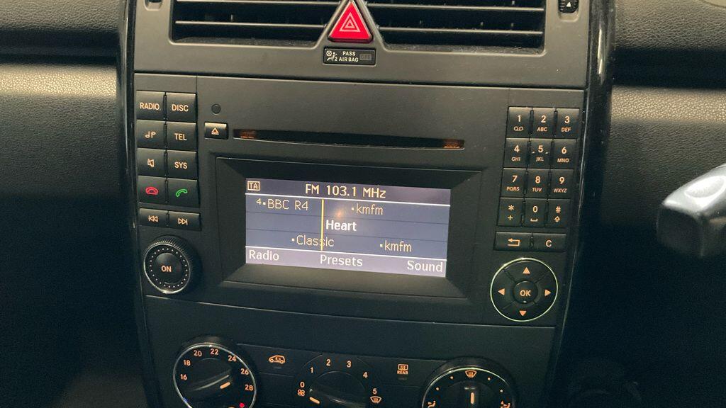 Used Mercedes-Benz A-Class 2012 for sale - 77203278: Photo 5